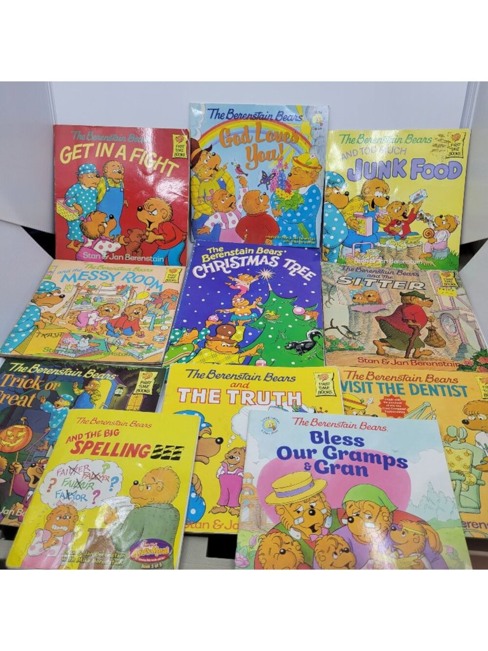 Berenstain Bears Huge Lot of 15 Children's Books - BB003